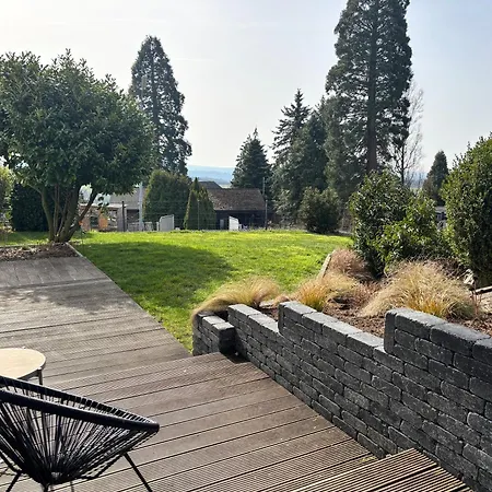 Mit Terrasse Und Eigenem Garten In Ortsrandlage Apartment Hartenfels